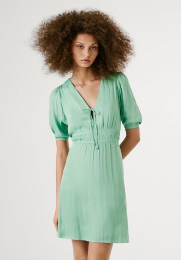 Короткое платье