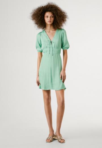 Короткое платье