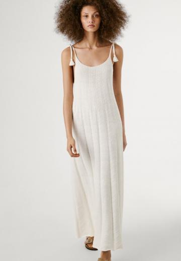 Вязаное платье