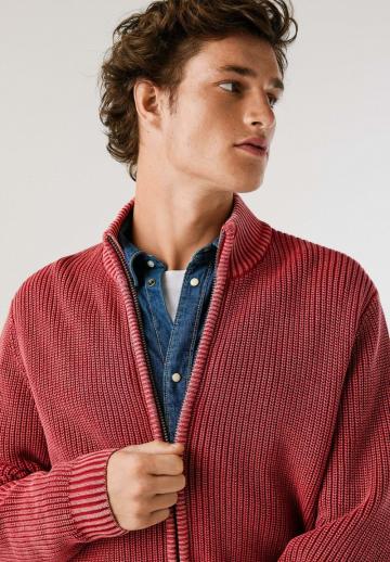 Вязаная кофта