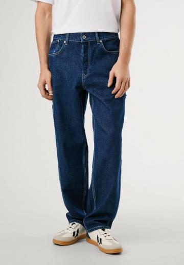 Прямые джинсы