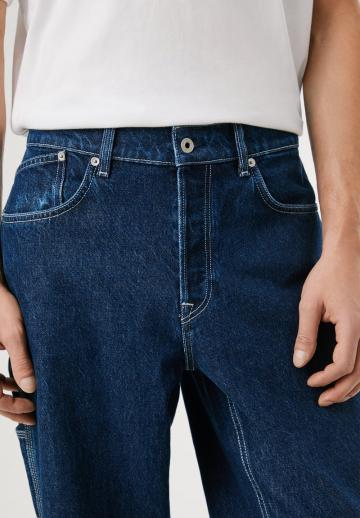 Прямые джинсы