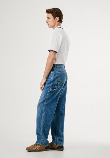 Прямые джинсы