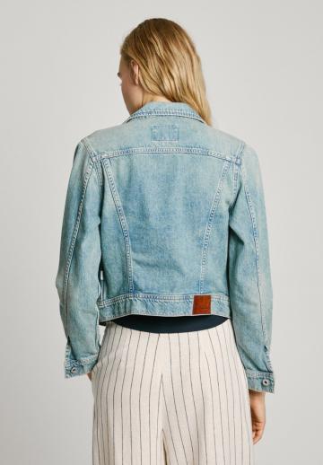 Джинсовая куртка