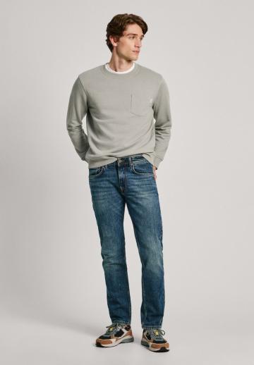 Прямые джинсы