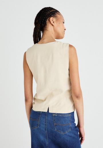 Джинсовая жилетка