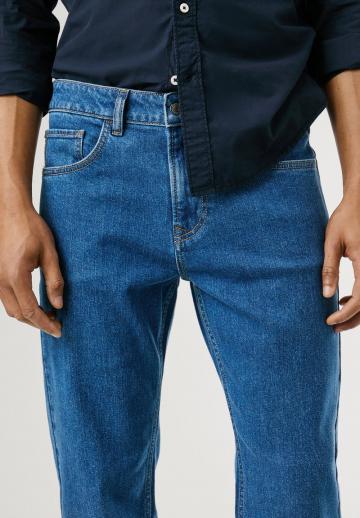 Прямые джинсы