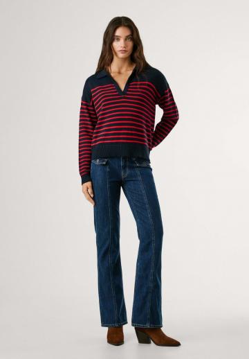 Пуловер в полоску