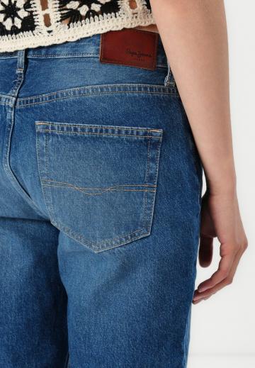 Прямые джинсы
