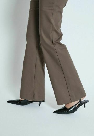 Прямые брюки