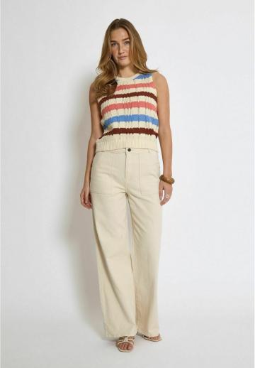 Пуловер без рукавов