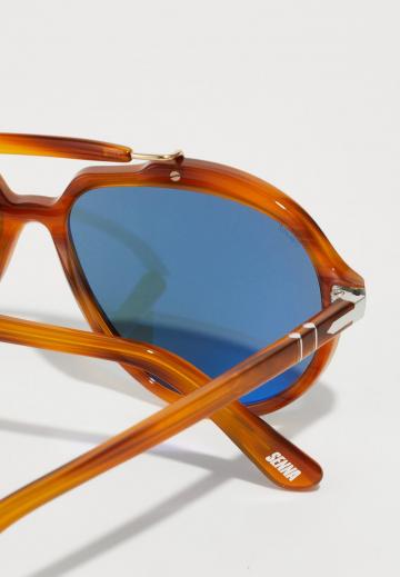 Солнечные очки