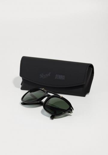 Солнечные очки