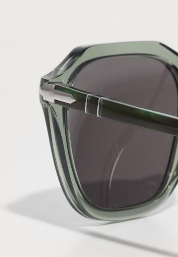 Солнечные очки