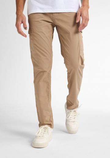 Брюки с накладными карманами