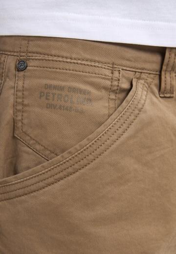 Брюки с накладными карманами