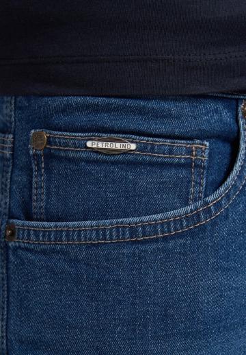 Узкие джинсы