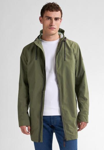 Короткое пальто