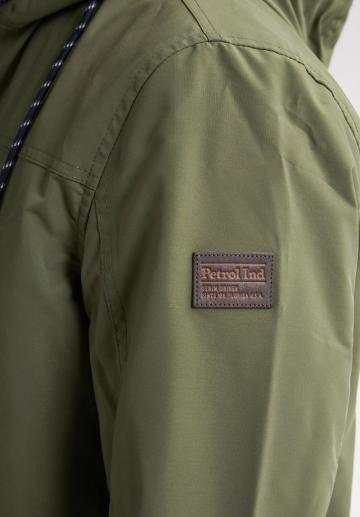 Короткое пальто