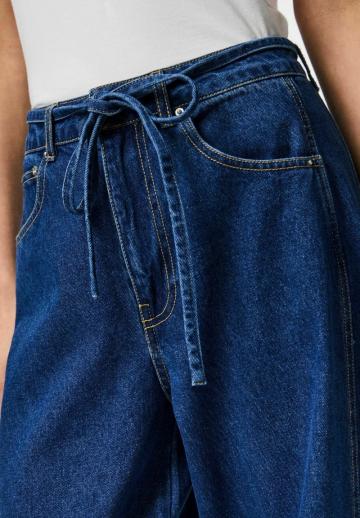 Свободные джинсы