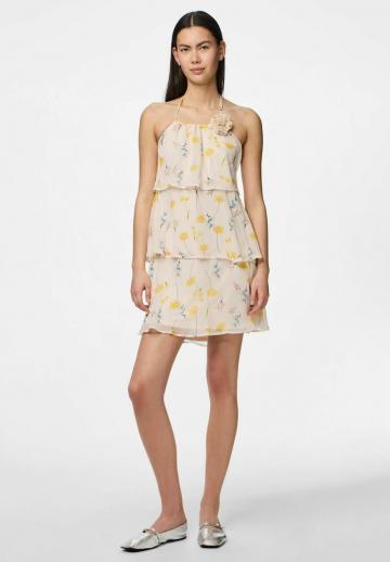 Короткое платье