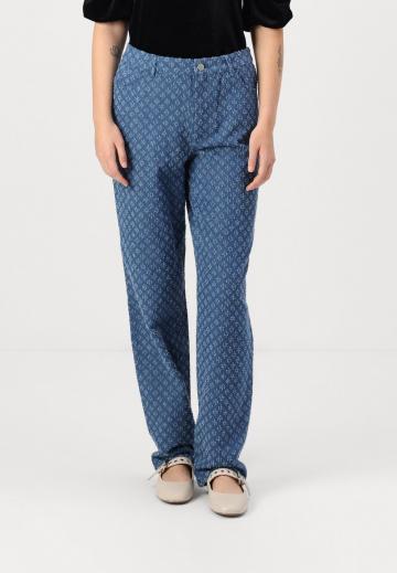 Свободные джинсы