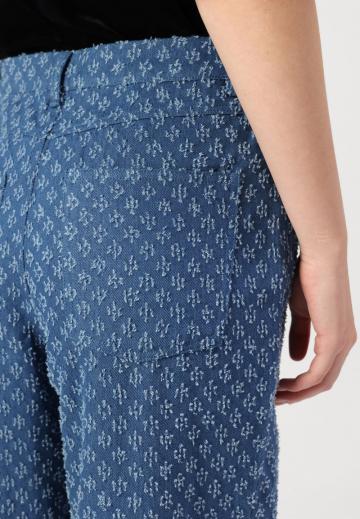 Свободные джинсы