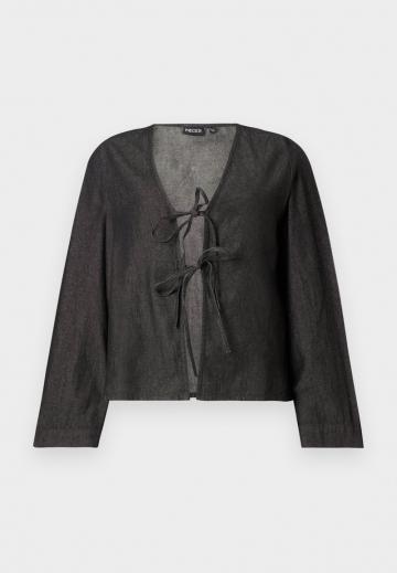 Джинсовая блузка