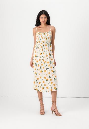 Летнее платье