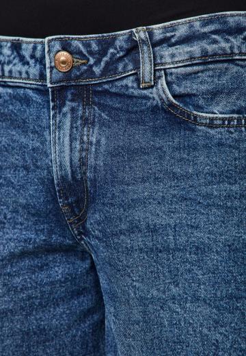 Свободные джинсы