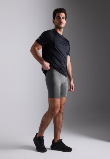 Спортивныве шорты