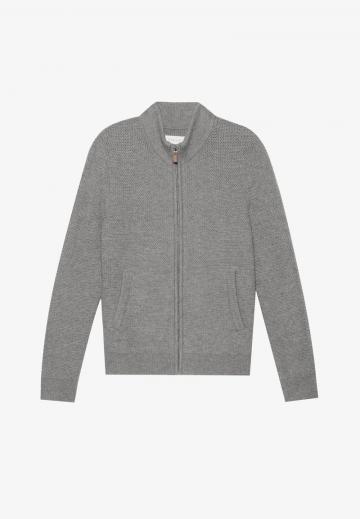 Вязаная кофта