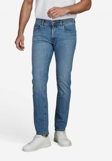 Узкие джинсы