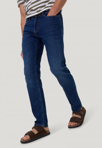 Узкие джинсы