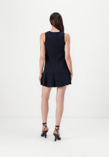 Короткое платье