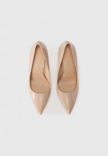 Туфли на высоком каблуке