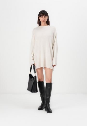 Длинный пуловер