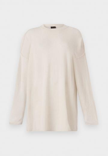 Длинный пуловер