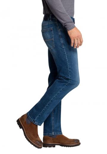 Узкие джинсы