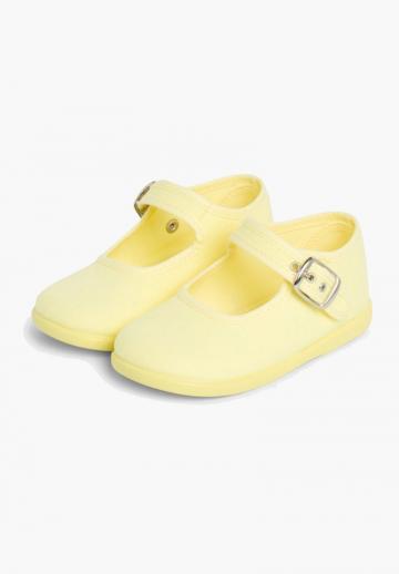 Детская обувь