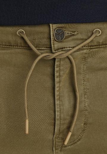 Брюки с накладными карманами