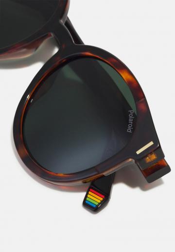 Солнечные очки