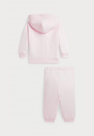 Набор одежды