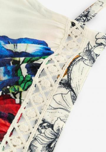 Короткое платье