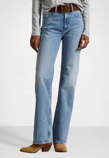 Клешеные брюки