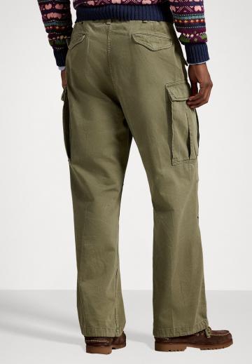 Брюки с накладными карманами