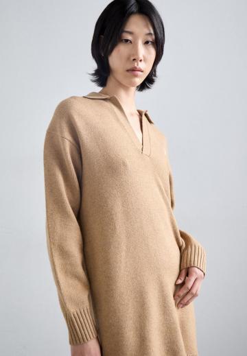 Вязаное платье