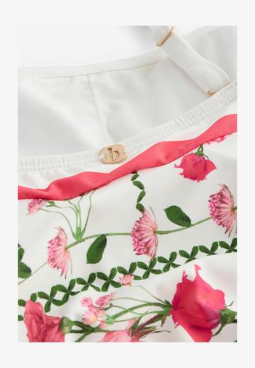 Слитный купальник