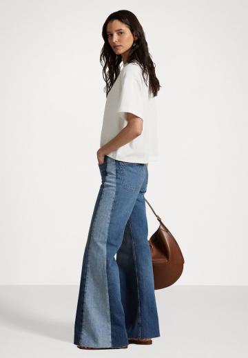 Клешеные джинсы