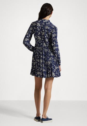 Короткое платье